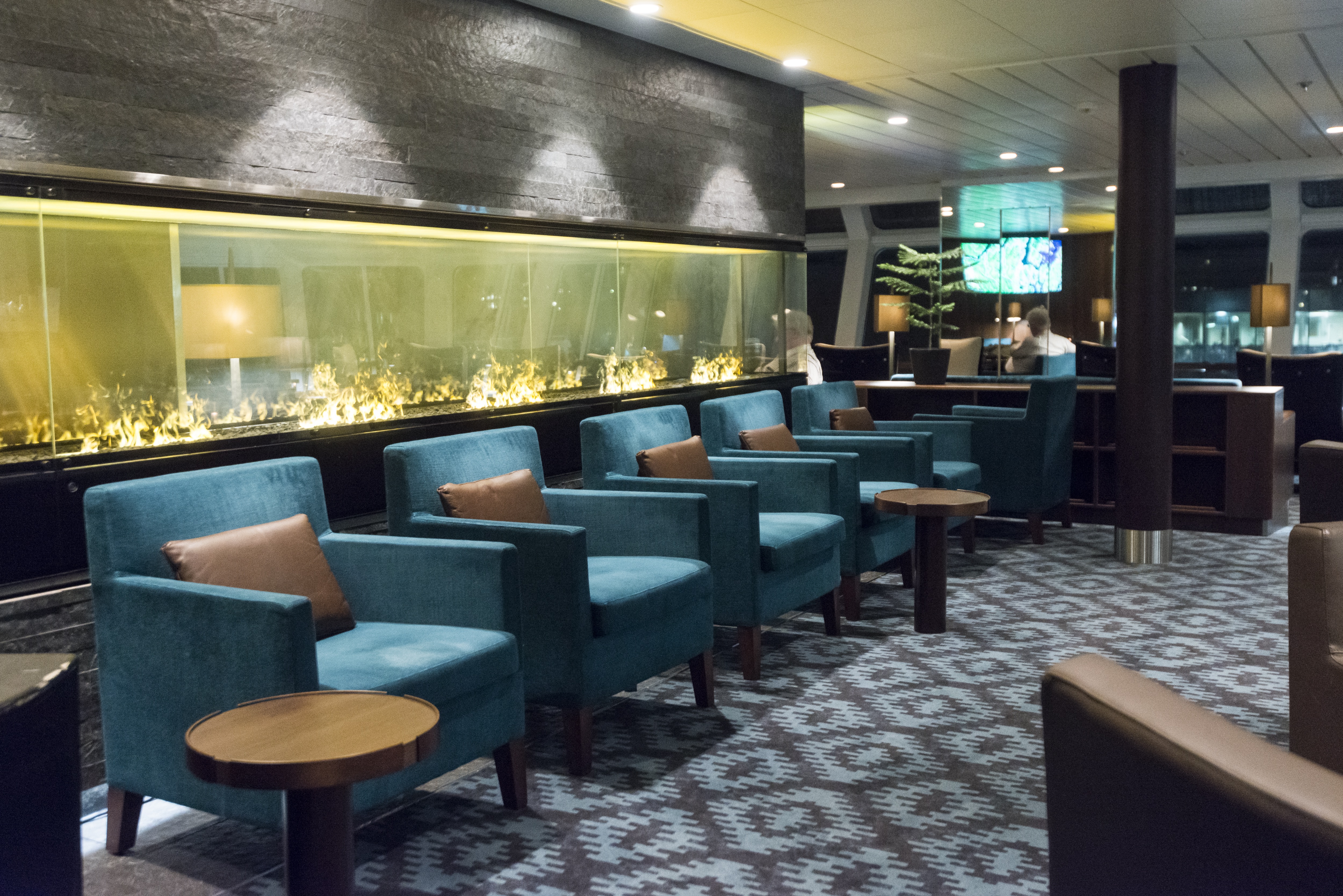 MS Nordnorge - Explorer Lounge & Bar 